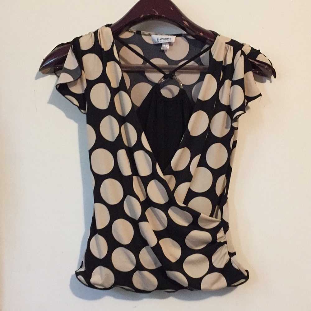 Cute blouse